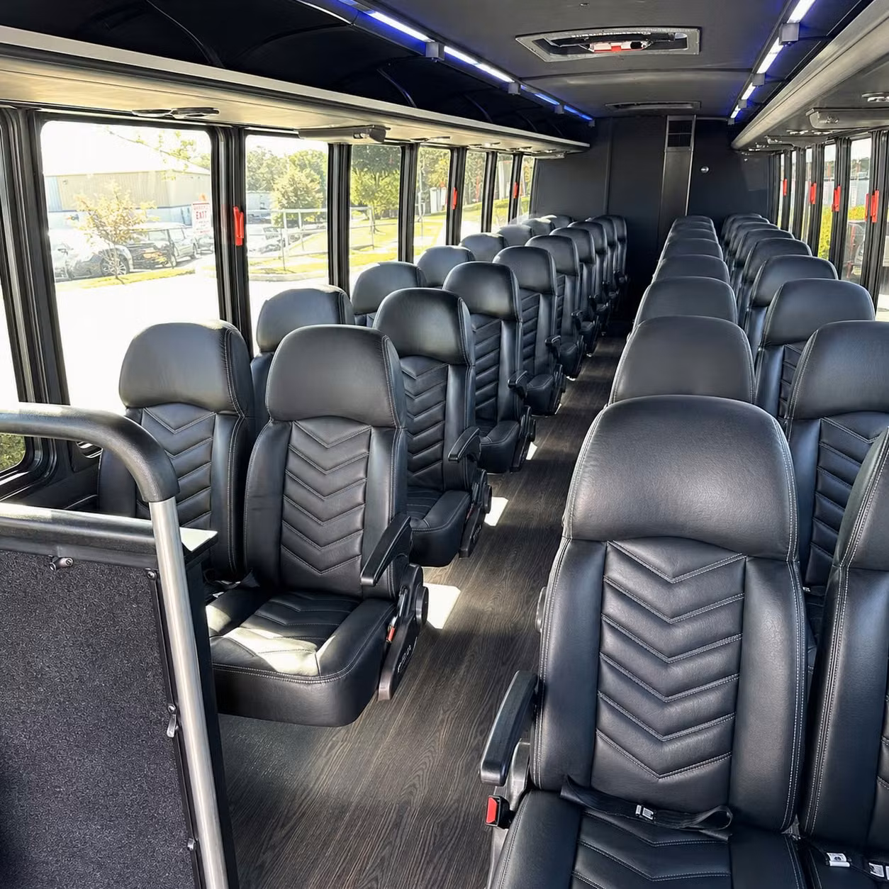 denton 25 passenger minibus rental